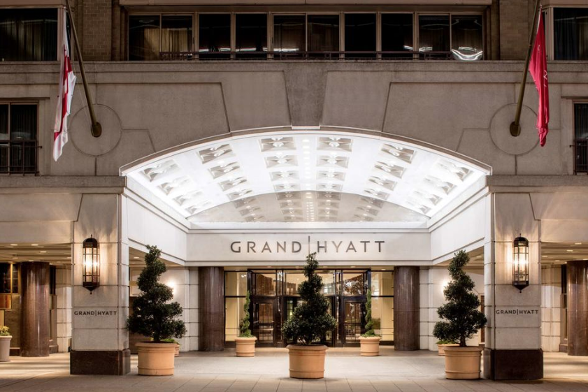 Front entrance to Grand Hyatt Washington