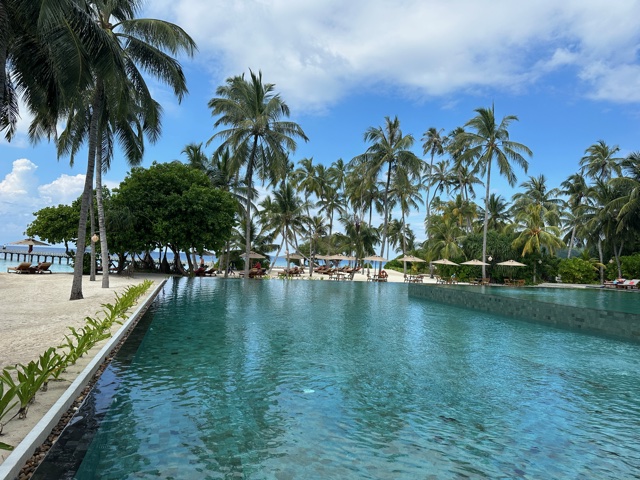 Resort pool on island - Mixing Points and Miles with Cash for a Maldives Trip