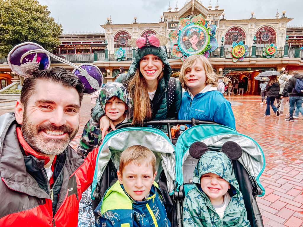 Family near amusement park