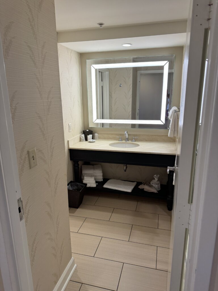 The Boardwalk Inn bathroom